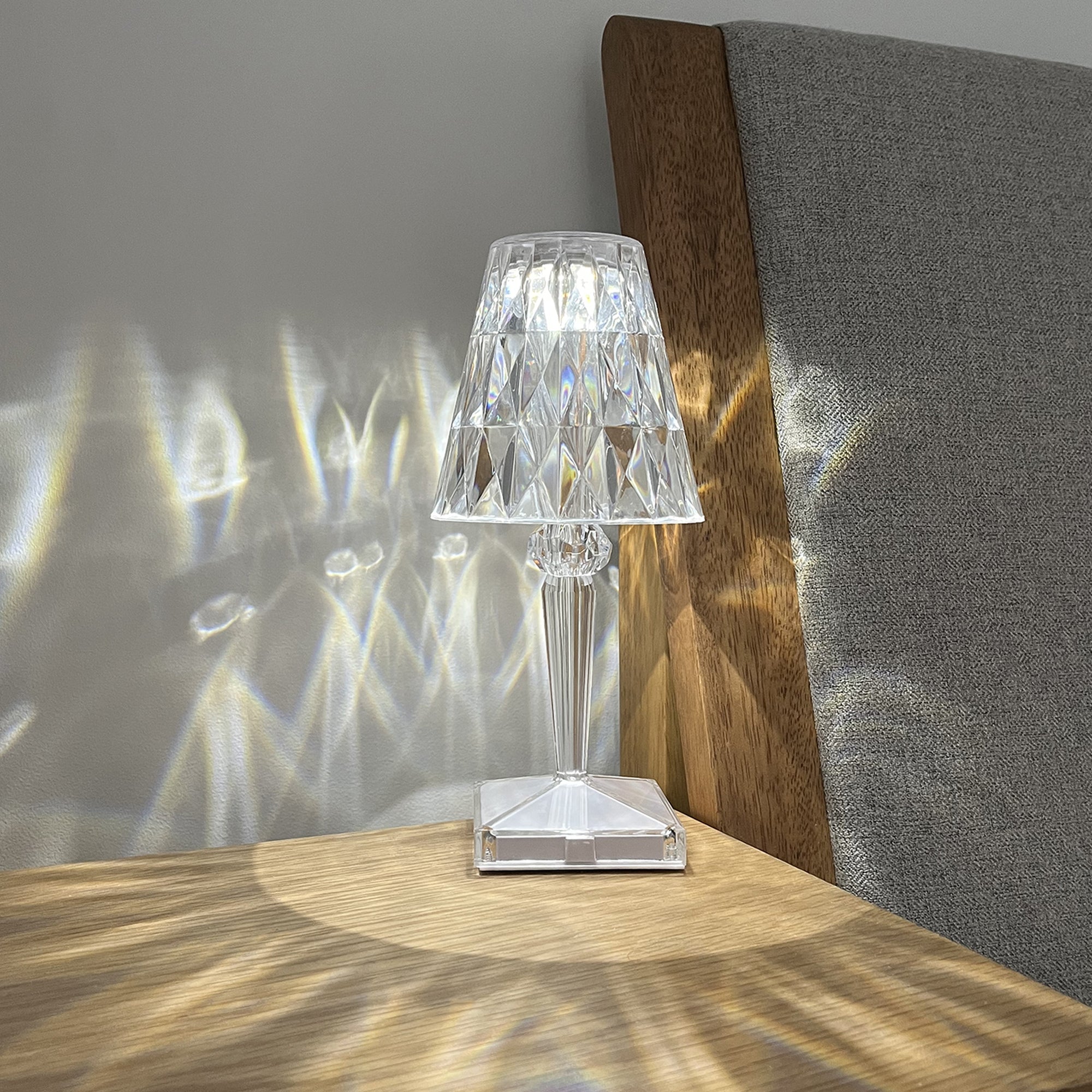 Eugenia Touch Table Lamp โ image 3