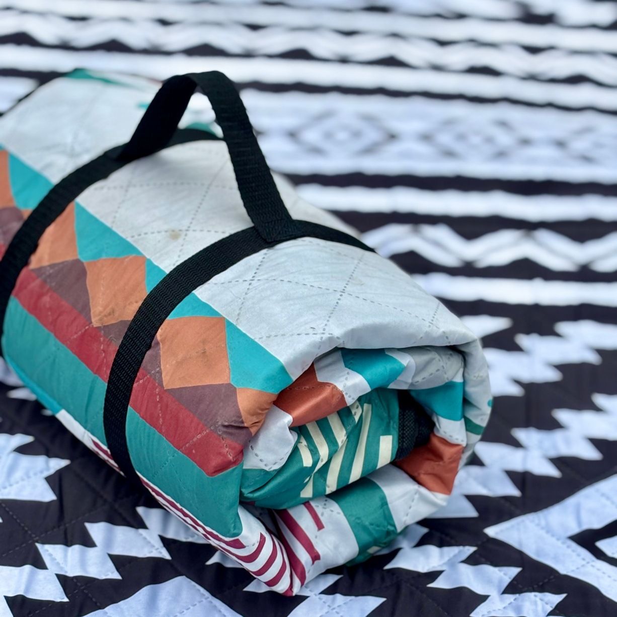 Extra Large Thick Waterproof Ultrasonic Picnic Blanket - Bohemian Pattern Outdoor Camping & Beach Mat for 10 to 12 People 200 x 300 CM โ image 6