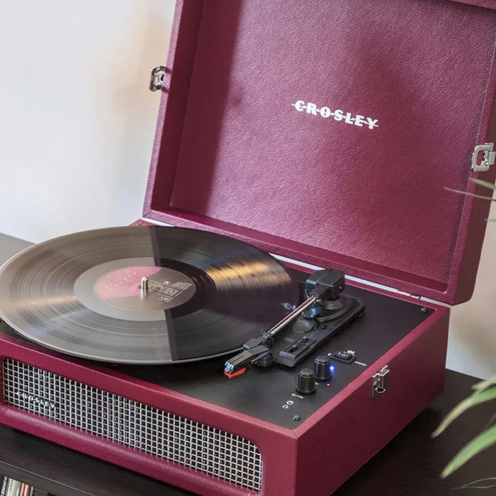Crosley Voyager Bluetooth Portable Turntable + Bundled Crosley Record Storage Display Stand - Burgundy โ image 3