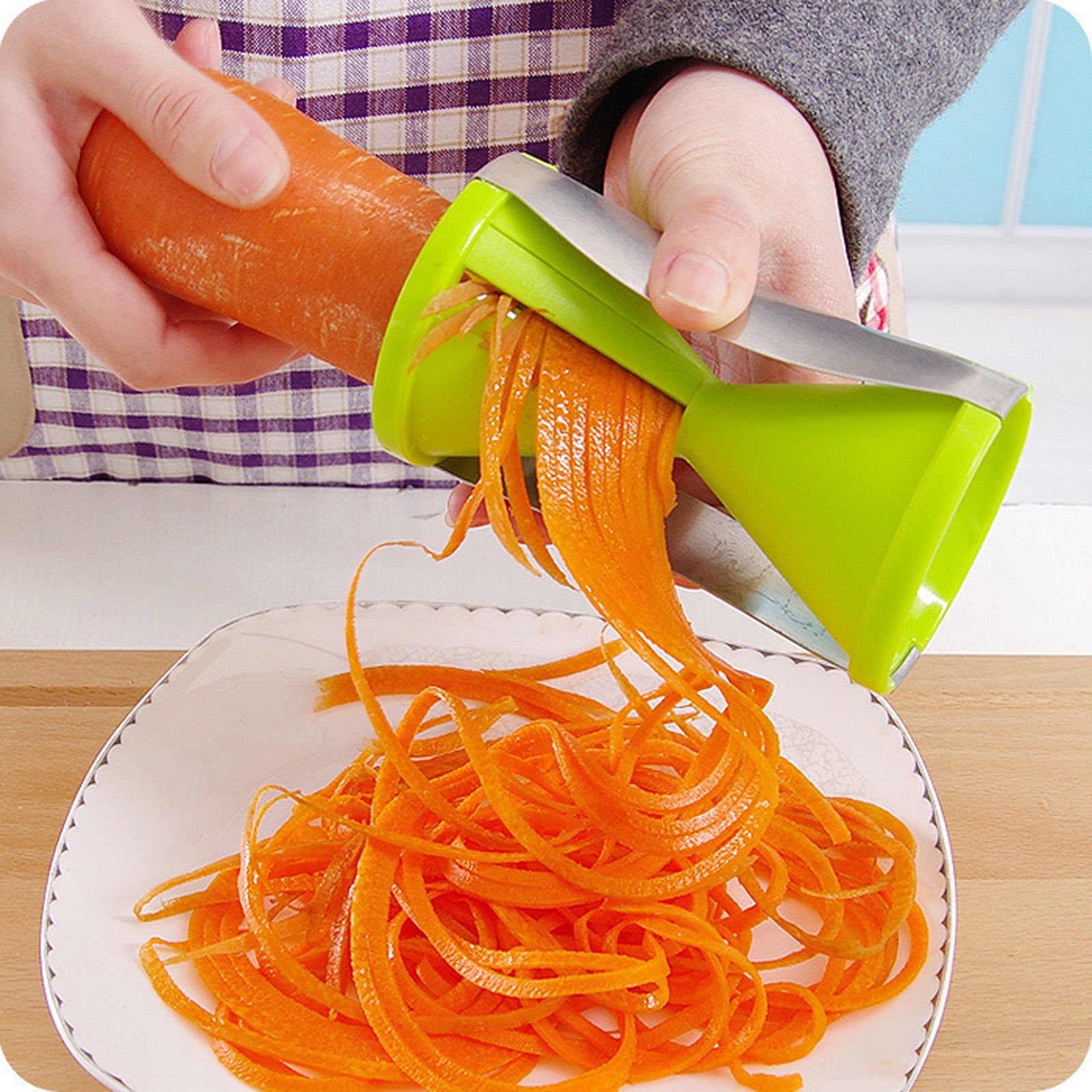 Spiralizer, Stainless Steel Vegetable Cutter for Large or Small Veggie Spaghetti Zucchini Carrot Pasta Noodle Maker Green — image 4