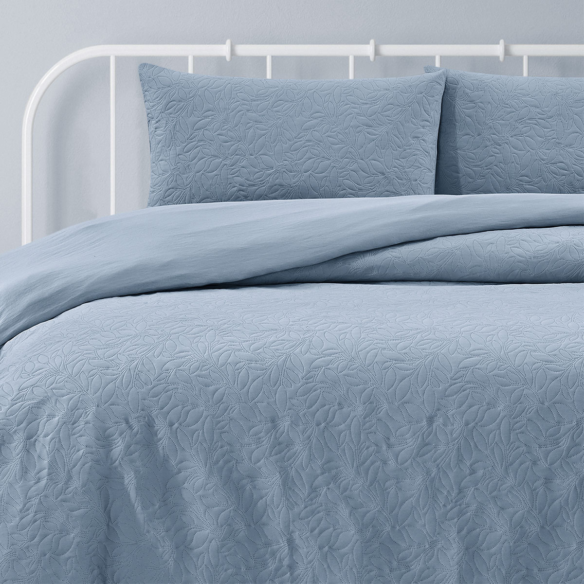 Ardor Lottie Bluebell Pinsonic Embossed Quilt Cover Set Queen — image 3