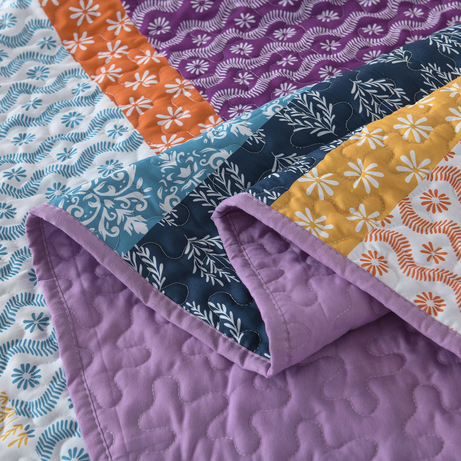 Quirky Quilted coverlet and pillowcovers set: Add Personality to Your Space - Queen size โ image 5