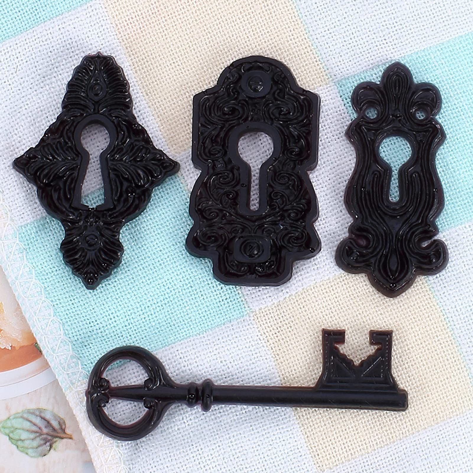 Chocolate Keyhole Key Pattern Mould for DIY Cake Decorating Cupcake Topper Candy Baking Sugarcraft Making — image 2
