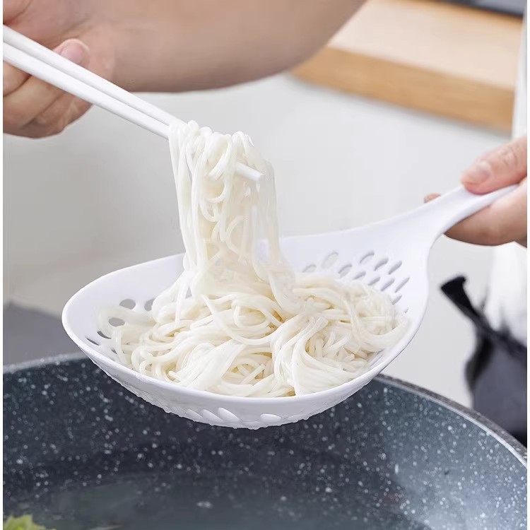 2 Pack Large Skimmer Slotted Spoon Colander Scoop - Long Handle Heat Resistant Food Strainer for Pasta, Noodles & Dumplings - White & Orange โ image 2