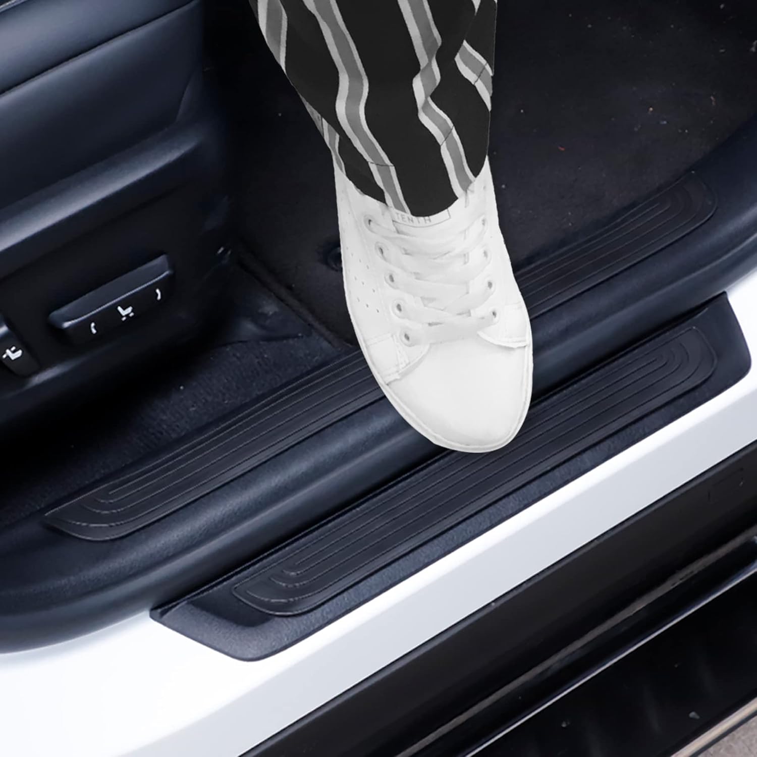 Car Door Threshold Protection, 4PCS Edge Step Dust Shield Cover, Width 23.6x2.36inch Car/SUV Universal Rubber Scratch Resistant Exterior Accessories (Black) โ image 6