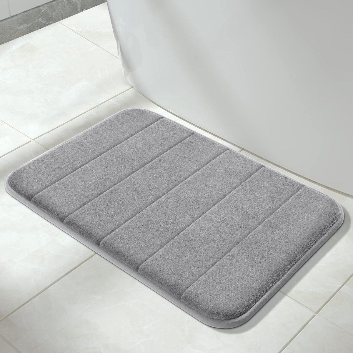 Super soft absorbent bath mat