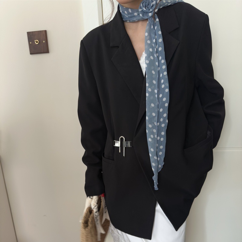 2 Pcs White Clover Pattern Rose Flower Thin Scarf – Elegant and Versatile Neck Wrap for Women — image 4