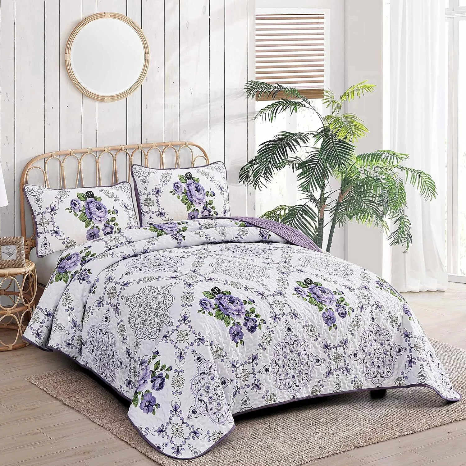 Kaleidoscopic Quilted coverlet and pillowcovers set: Burst of Colors - Queen size โ image 2
