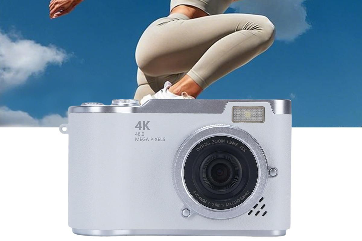 HD 1080P Flip Screen Retro Digital Camera 2.4-inch Display with 64GB TF Card - White โ image 6