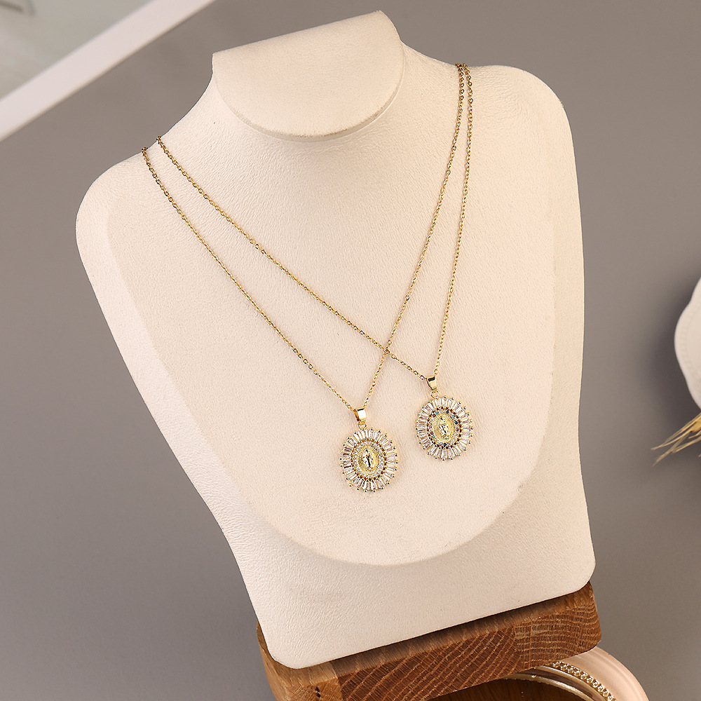 European & American Fashion Geometric Square Pendant Necklace Set – Rose Gold Plated Copper with Zirconia, 2-Piece Layered Lockbone Chain — image 4