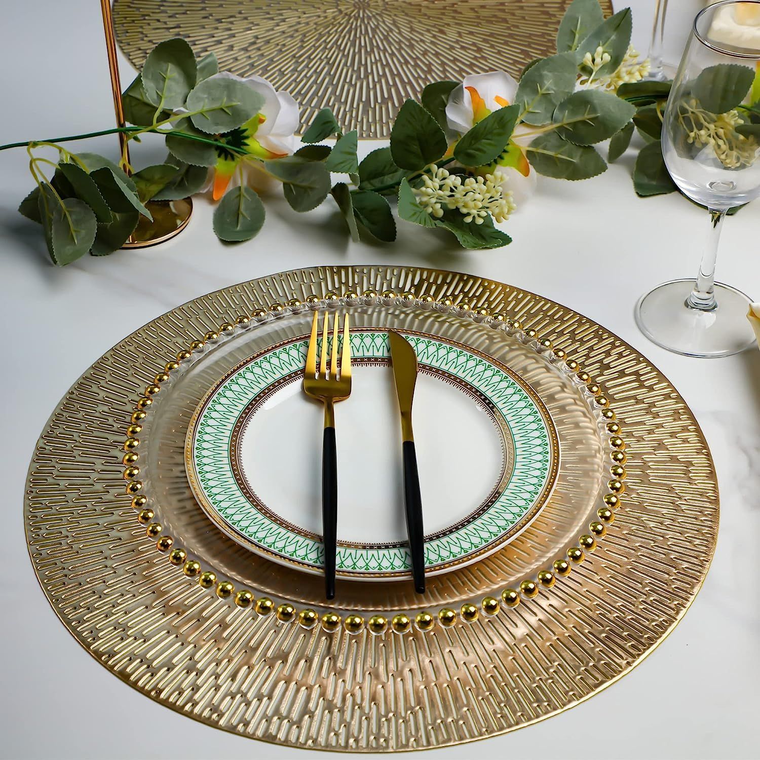 6PCS Round Placemats Pressed Vinyl Slip Resistant Table Mats Golden Fireworks Placmats Wipeable Hollowout (15 x15,Gold) — image 5
