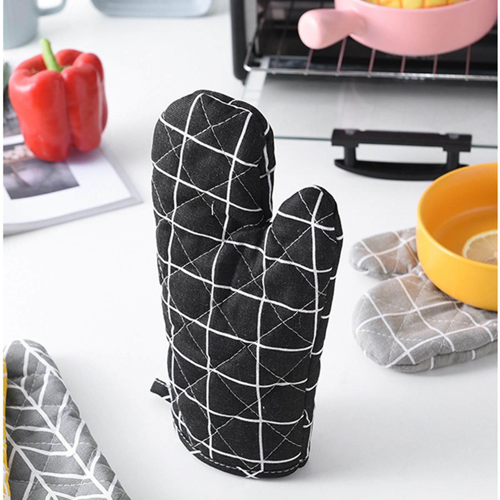 2 Pieces Oven Mitts and Grill Gloves, Non-Slip Cooking Gloves for Baking, Grilling and Everyday Kitchen Use, Black — image 3