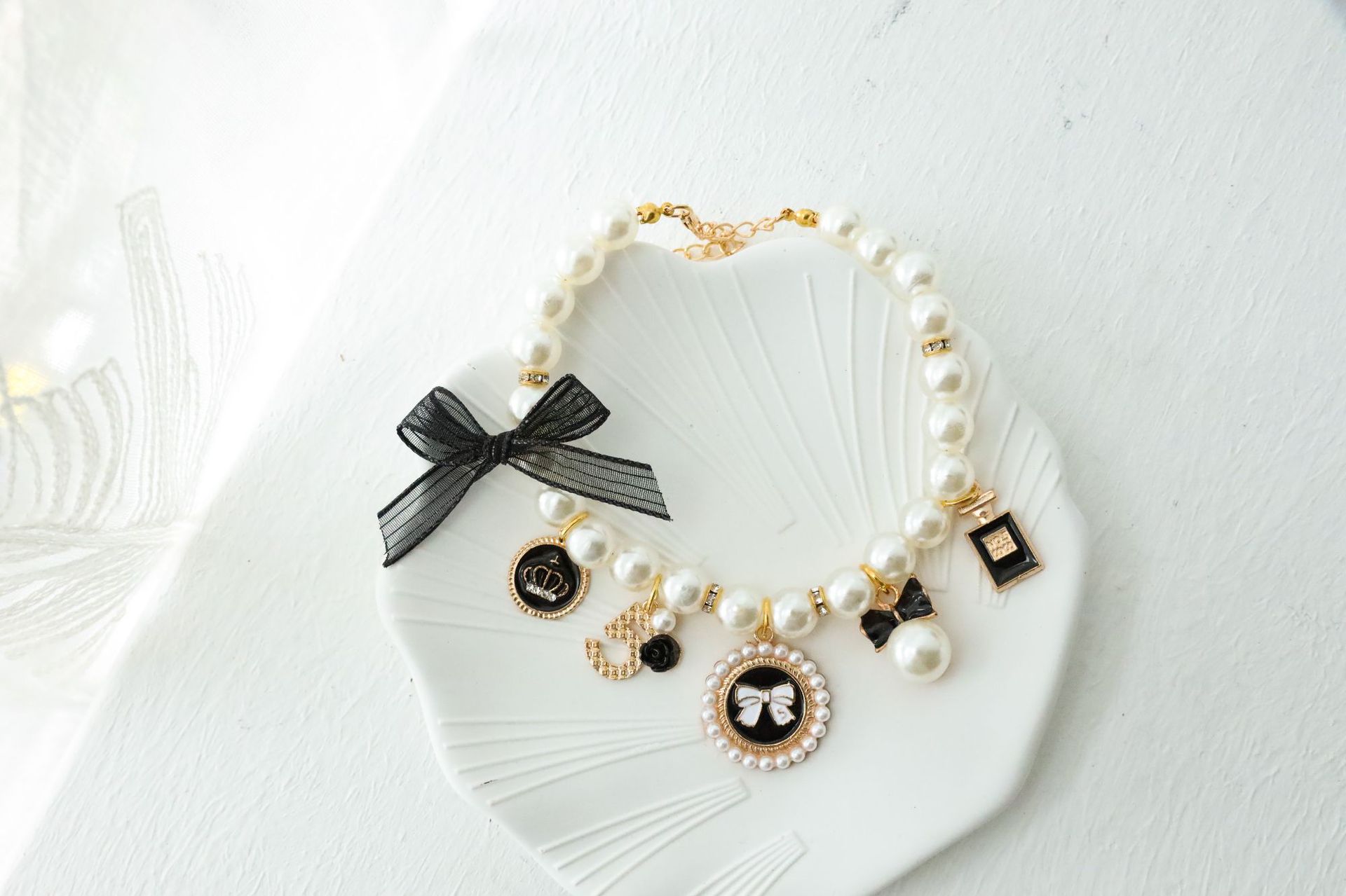 Black 4-PCS Pearl Charm Pet Necklace - Adjustable Bowknot Collar for Small Dogs & Cats (S: 20+5CM) — image 3