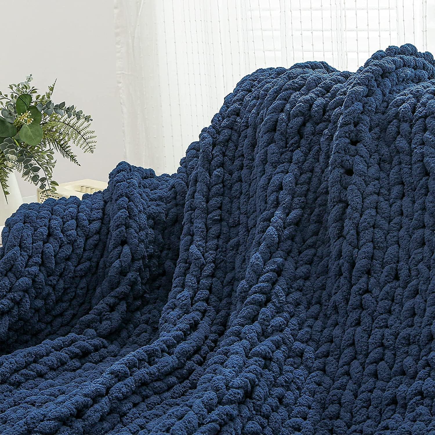Chunky yarn - Hand-knitted blanket - 25 metres - Extra soft - DIY - Cushion - Blanket - Pet bed - Navy blue — image 2