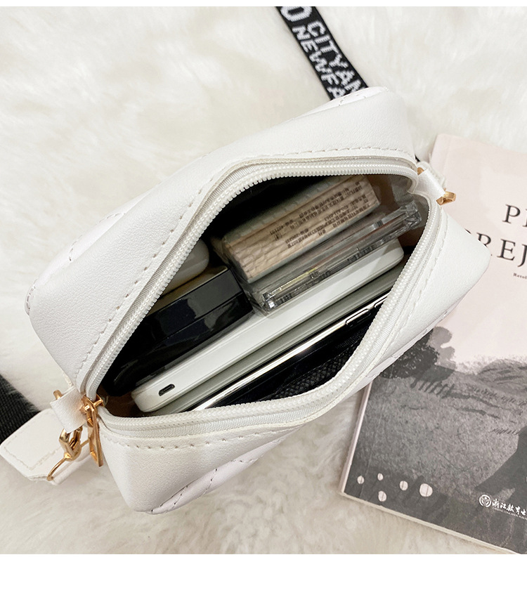 Women's White Quilted Crossbody Bag Small PU Leather Shoulder Purse with Wide Patterned Strap Ideal for Travel and Daily Use โ image 4