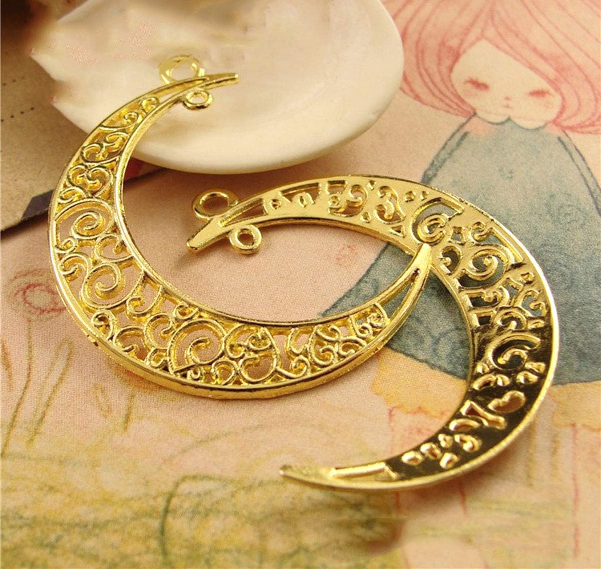 Yansanido Alloy Pack of 50 Moon Shape Gold Charms Pendants for Making Bracelet and Necklace (Moon 50pcs Gold) — image 5