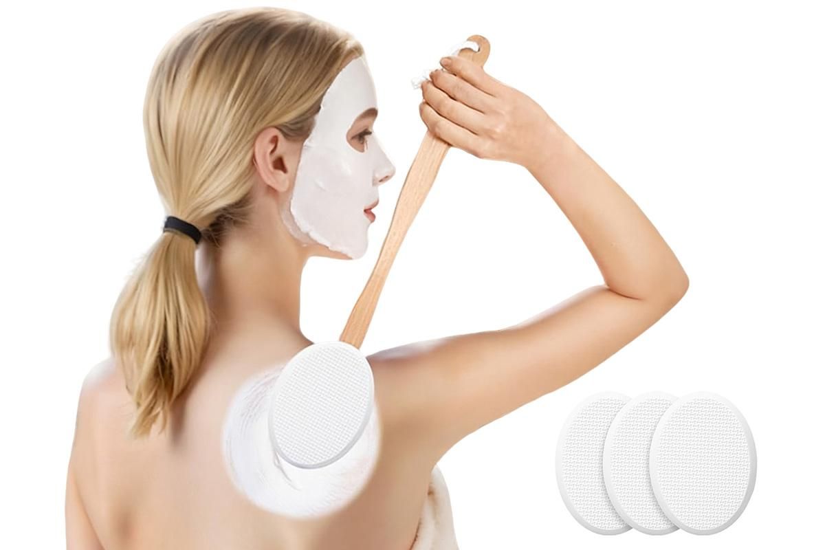 Back and Foot Lotion Applicator with 4 Replacement Pads Sunscreen Applicator Tool - White