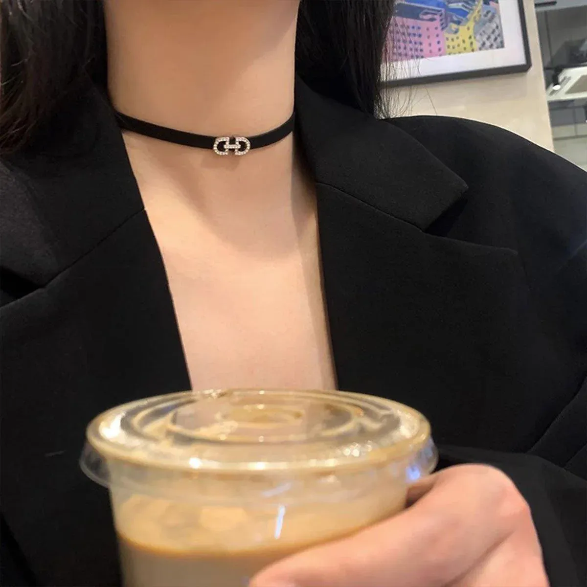 Elegant Black Necklace Simple and Stylish Temperament Jewelry for Women and Girl — image 4