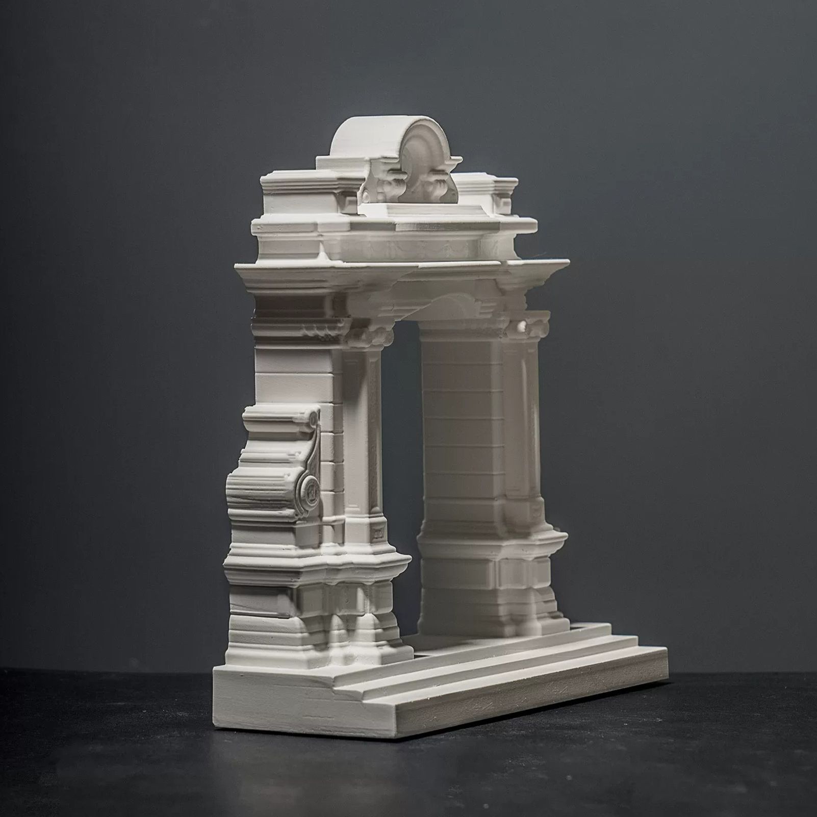 Miniature Roman Arch Model - Handcrafted Plaster Architectural Decor for Bookshelf, Desk & Home Display — image 4