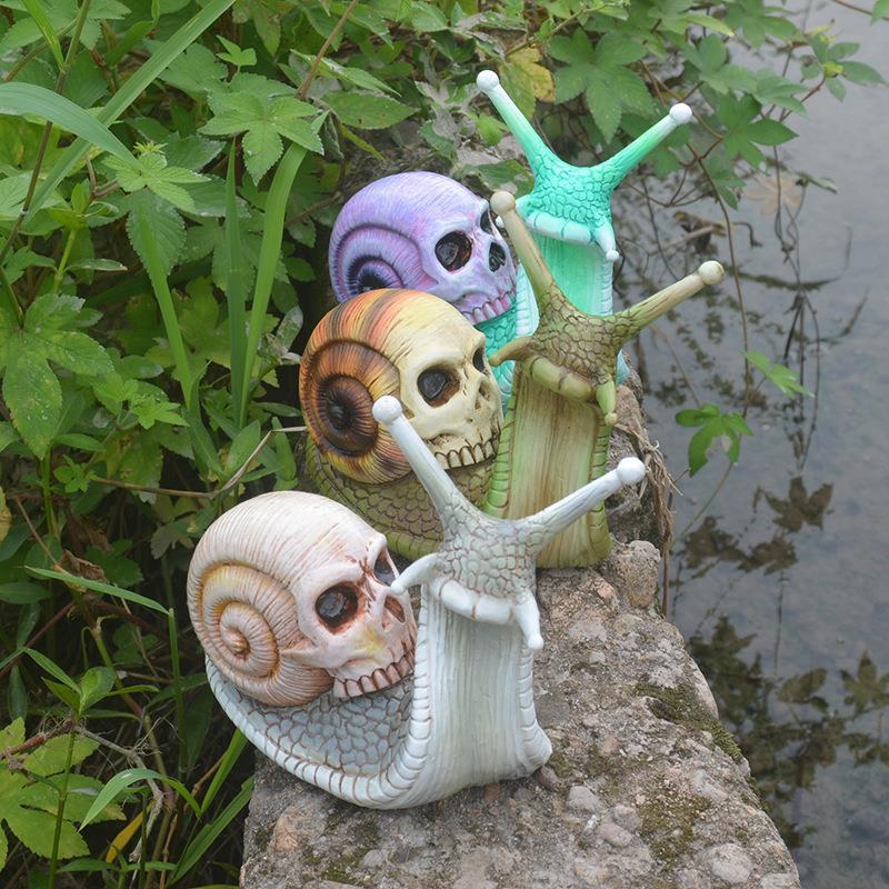 1-Pack Skeleton Snail Skull Sculpture Gothic Garden Home Decor, ZQKLA — image 2