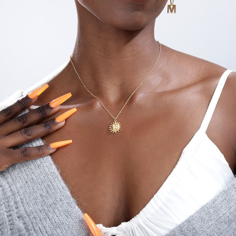 Bohemian Moon and Sun Face Pendant Necklaces Golden Minimalist Layered Coin Necklace For Women Men Jewelry Friendship Gift — image 5