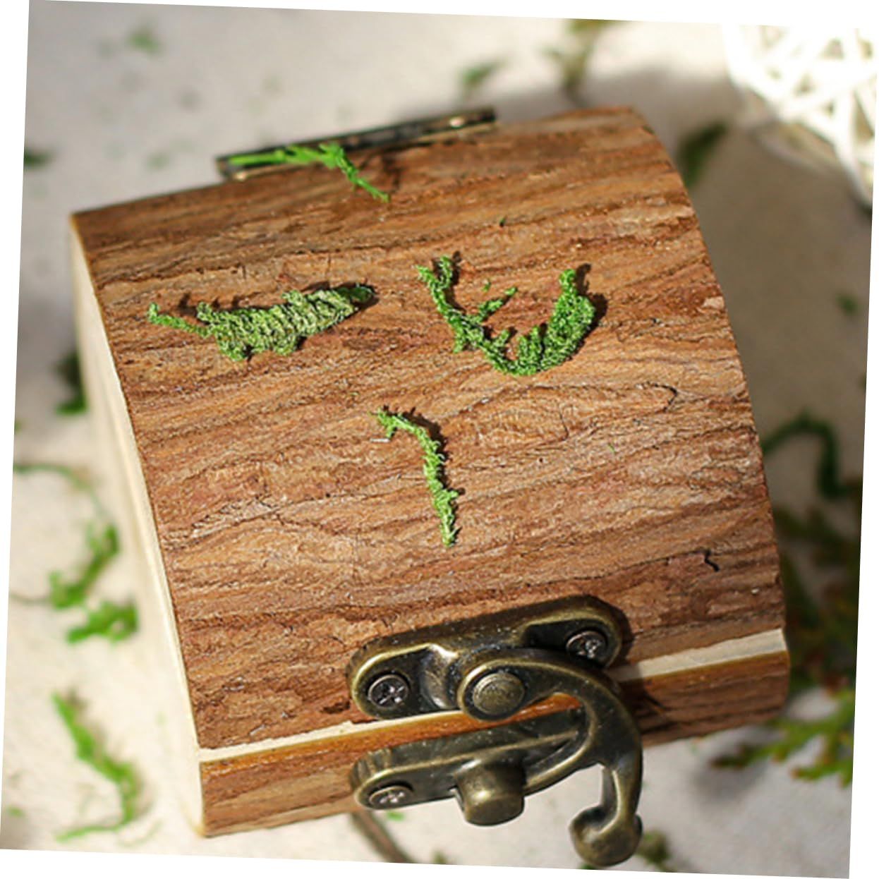 Box Ring Box Resin Goldfish Mini Jewelry Stand Wooden Ring Stand Matching Silver Bracelet Diffuser Car Bride and Groom — image 2