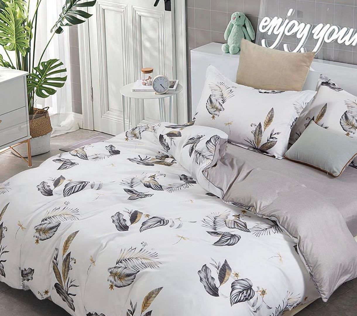 Marsella Queen Size Quilt/Duvet Cover Set — image 2