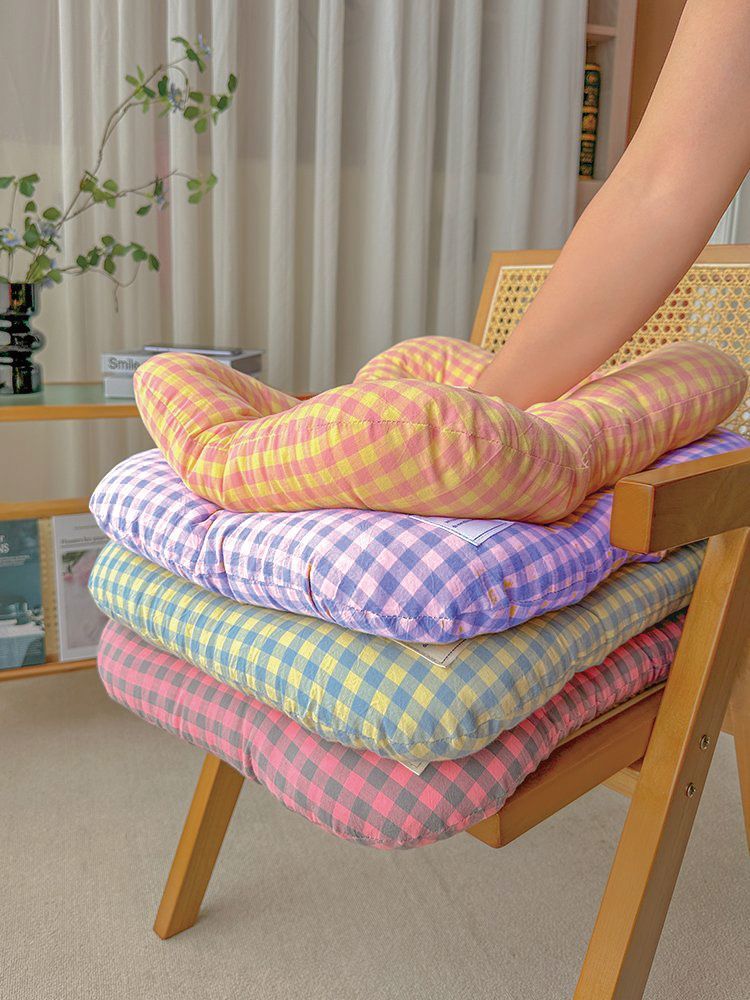 L Yellow-blue All-Season Pet Bed - Soft Washable Dog & Cat Lat with CoLfortable Cushion - WarL Winter Padding for SLall to Large Pets โ image 3