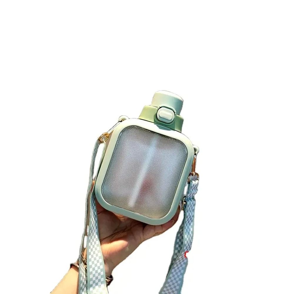700mlCute Large Capacity Travel Water Cup with Straw and Adjustable Strap for Girls Summer Portable Plastic Outdoor School Cup