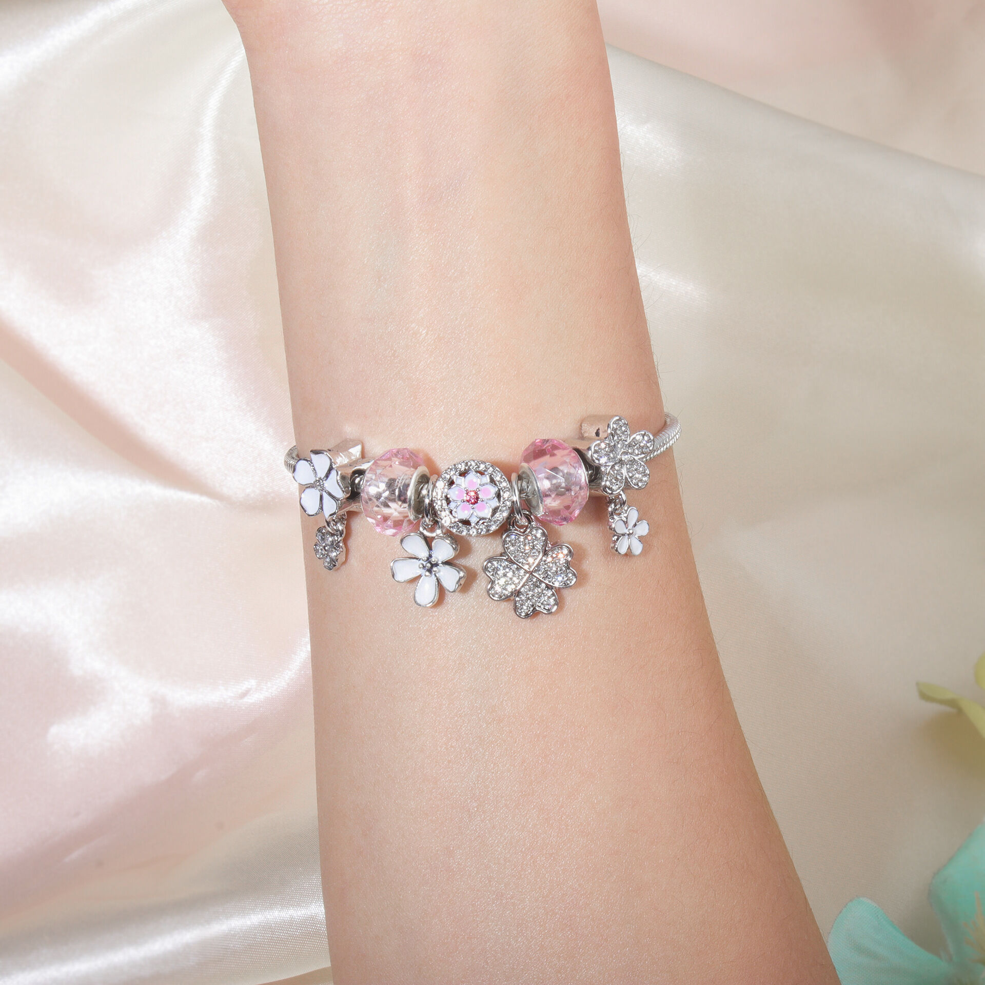 Chic Camellia Bead Charm DIY Bracelet with Crystal(white flower-19cm) โ image 2