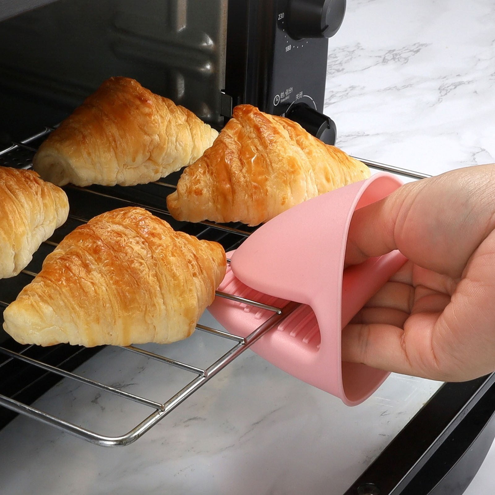 Oven Mitts Heat Resistant, Mini Oven Mitts, Mini Silicone Oven Gloves,Pinch Grips Mitts Potholder for Kitchen Cooking & Baking, 1 Pcs, 3.93x3.35 3.93" x 3.35" — image 4
