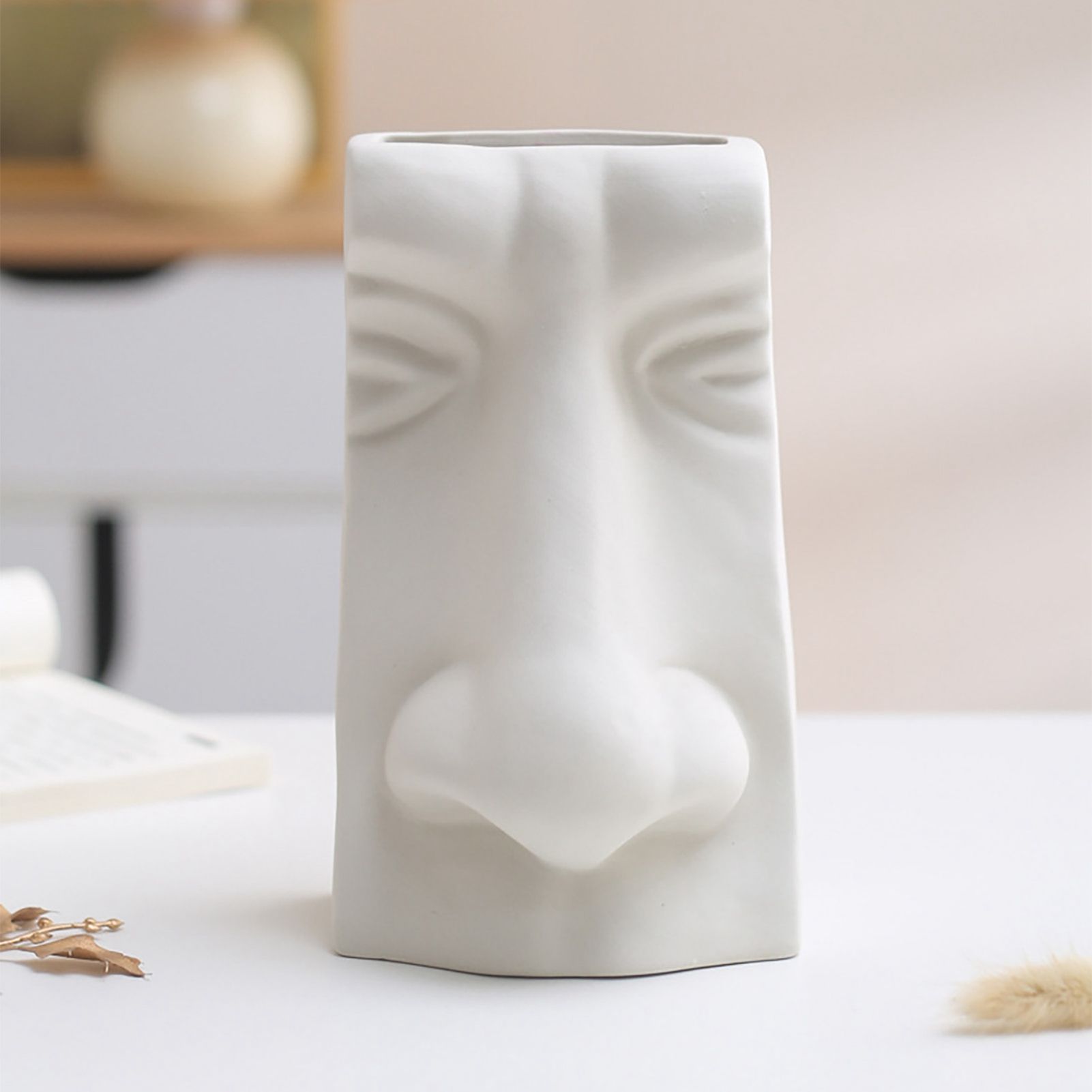 Ceramic Flower Vase Human Face Vase Minimalist Decorative Hydroponic Flower Arrangement Container — image 4