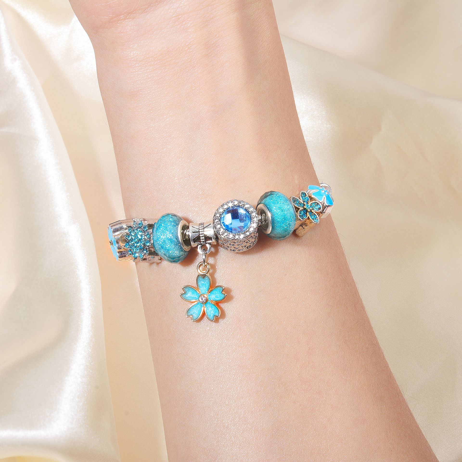 Blue Magnolia Alloy Bracelet with Rhinestones & Glaze Beads(20cm) โ image 2