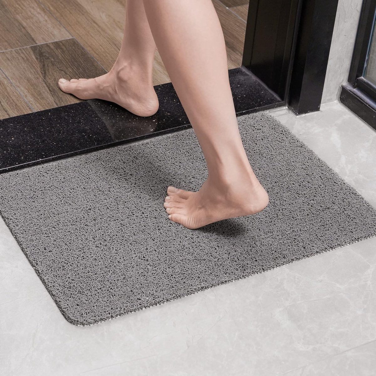 Non-slip shower mat - Non-slip bath mat - with drain - Non-slip water-permeable mat - Soft PVC loofah bath mat - Quick-drying - Grey - 40 × 60 cm — image 3
