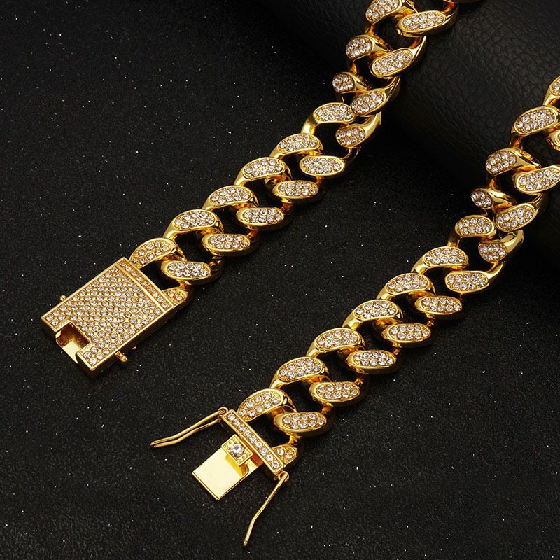 Sparkling Diamond-Studded Cuban Chain Pet Collar – Hip-Hop Bling Necklace for Cats and Small Dogs, Adjustable Fit, Gold, Silver, Rose Gold, or Pink — image 3