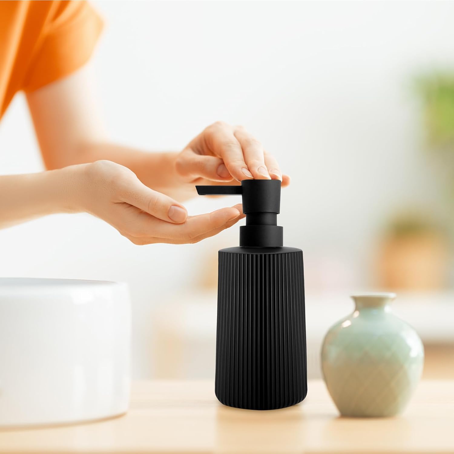 Soap Dispenser - Black Soap Dispenser for Detergent - Kitchen Soap Dispenser - With Press Dispenser - Suitable for Countertops - Bathroom and Kitchen (2 pieces — image 4