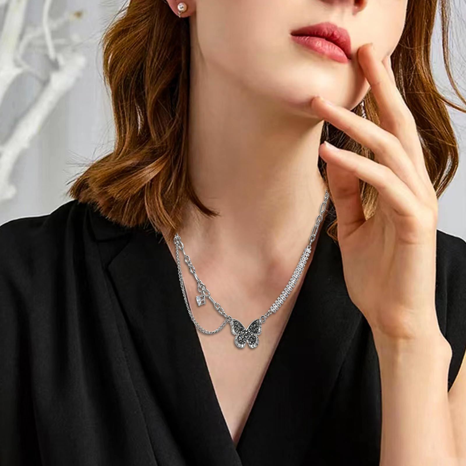 Autumn and winter butterfly pendant Sweet cool Spice Girl hoodie chain tide titanium steel necklace Women light luxury niche — image 2