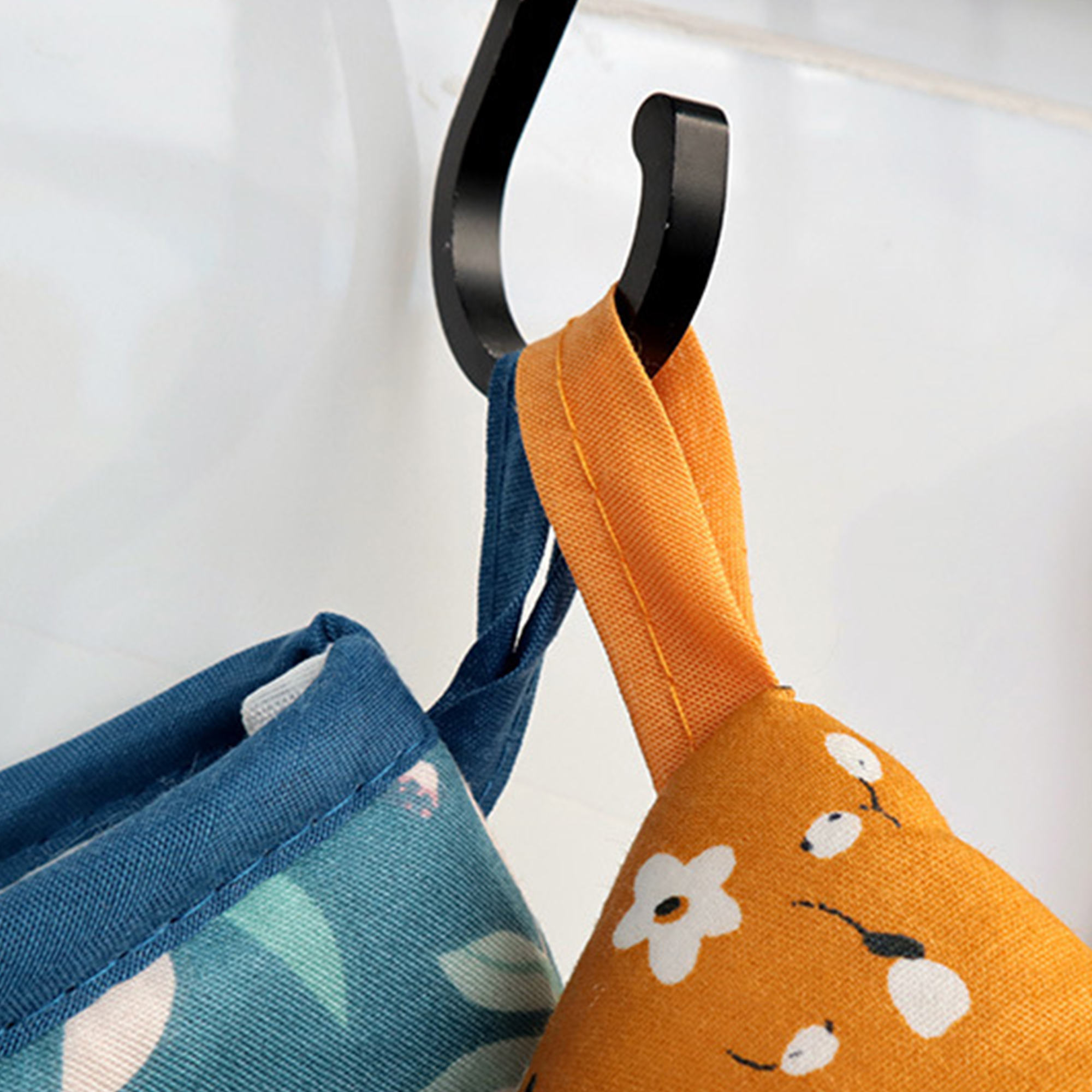 4 Pack Oven Mitts and Pot Holders Set, Heat Resistant Fabric Bake Pot Holders Gloves, Yellow Floral โ image 6