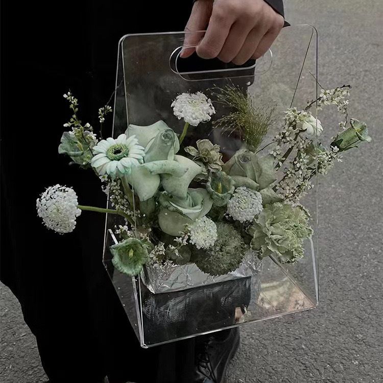 Acrylic Hand-held Vase,High-end Transparent Flower Box,Portable Flower Basket Floral Arrangement Flower (Acrylic vase) — image 2
