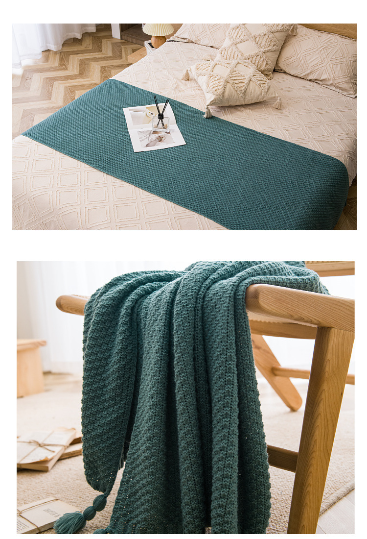 Dark Green 110cm x 150cm Soft Tassel Throw Blanket for Sofa or Bed, Cozy Casual Blanket for Office Nap, Minimalist Bed End Cover — image 5