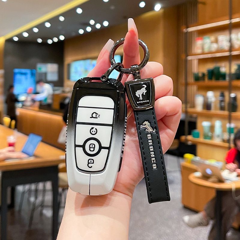 Fragrant car island Jiangling Liema Key Case 3 Button Standard 4-key gradient black and white single bag + black leather rope buckle — image 4