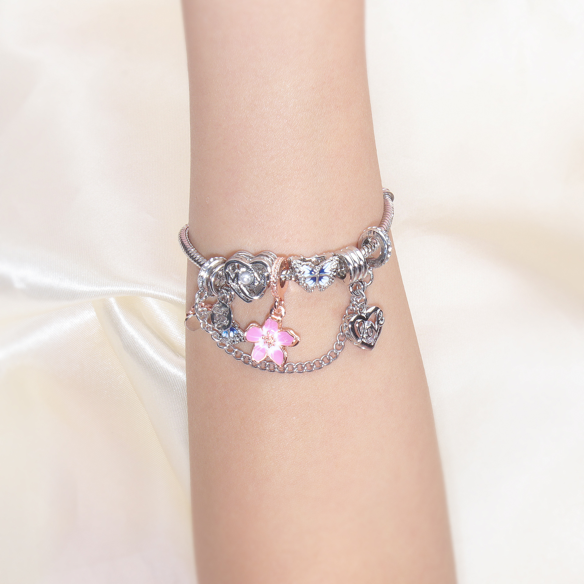 Blue Butterfly Glass Bead & Pink Flower Pendant Charm Bracelet(17cm) — image 5