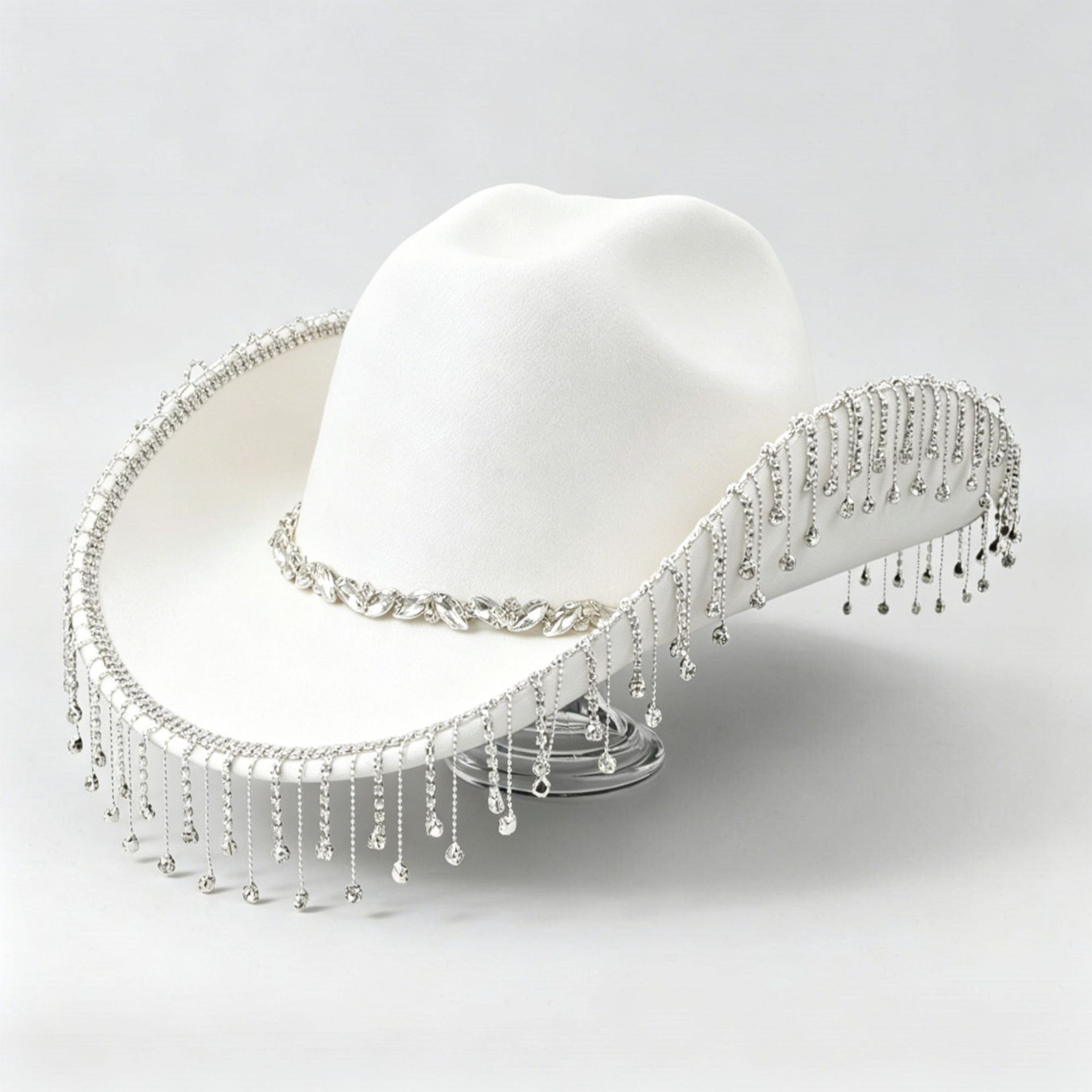 Western Cowboy Hat with Rhinestone Tassel Fringe - White Felt-Style Party Hat with Decorative Chain for Festivals, Weddings and Stage Outfits
