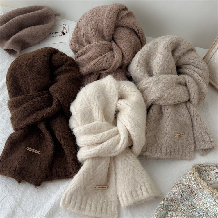 Black Alpaca Wool Blend Solid Color Knitted Scarf for Women Winter New Style Student High Quality Couple Woolen Neck Warmer — image 2