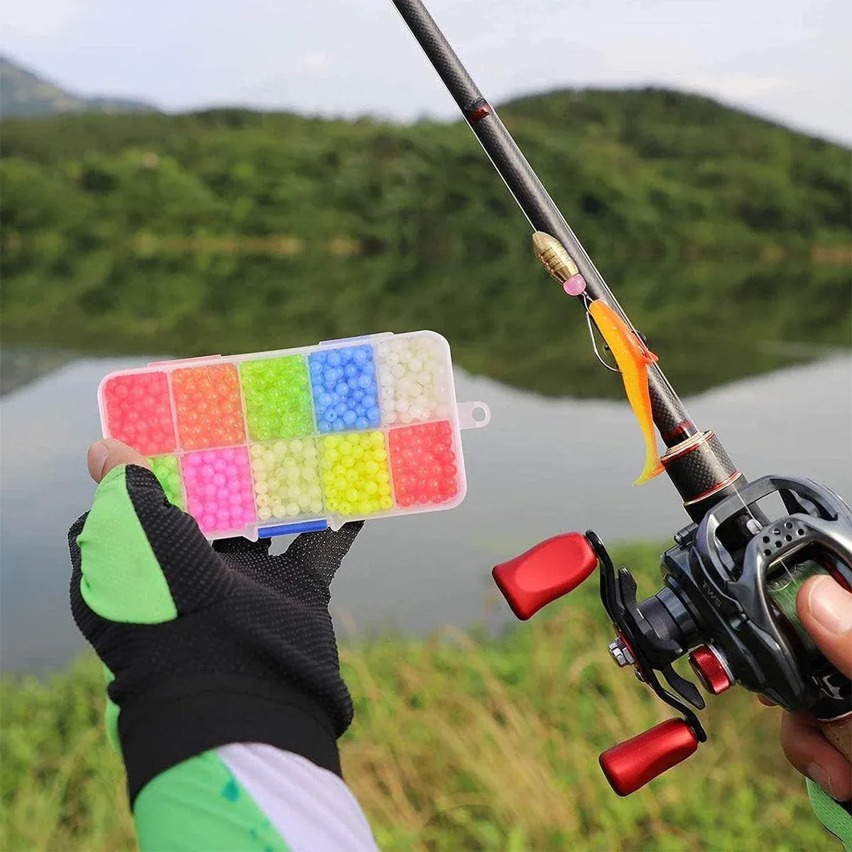 High Quality 2 Boxes of Round Colourful Fishing Beads Tackle Accessories Kit — image 5