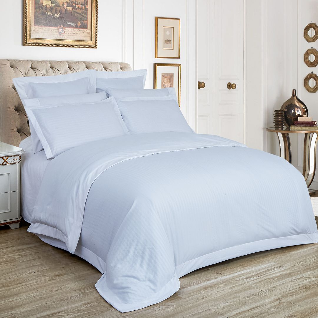 1000TC Ultra Soft Striped Queen Size White Duvet Quilt Cover Set — image 2
