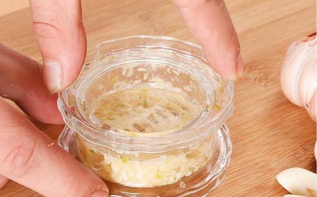 Garlic press — image 2