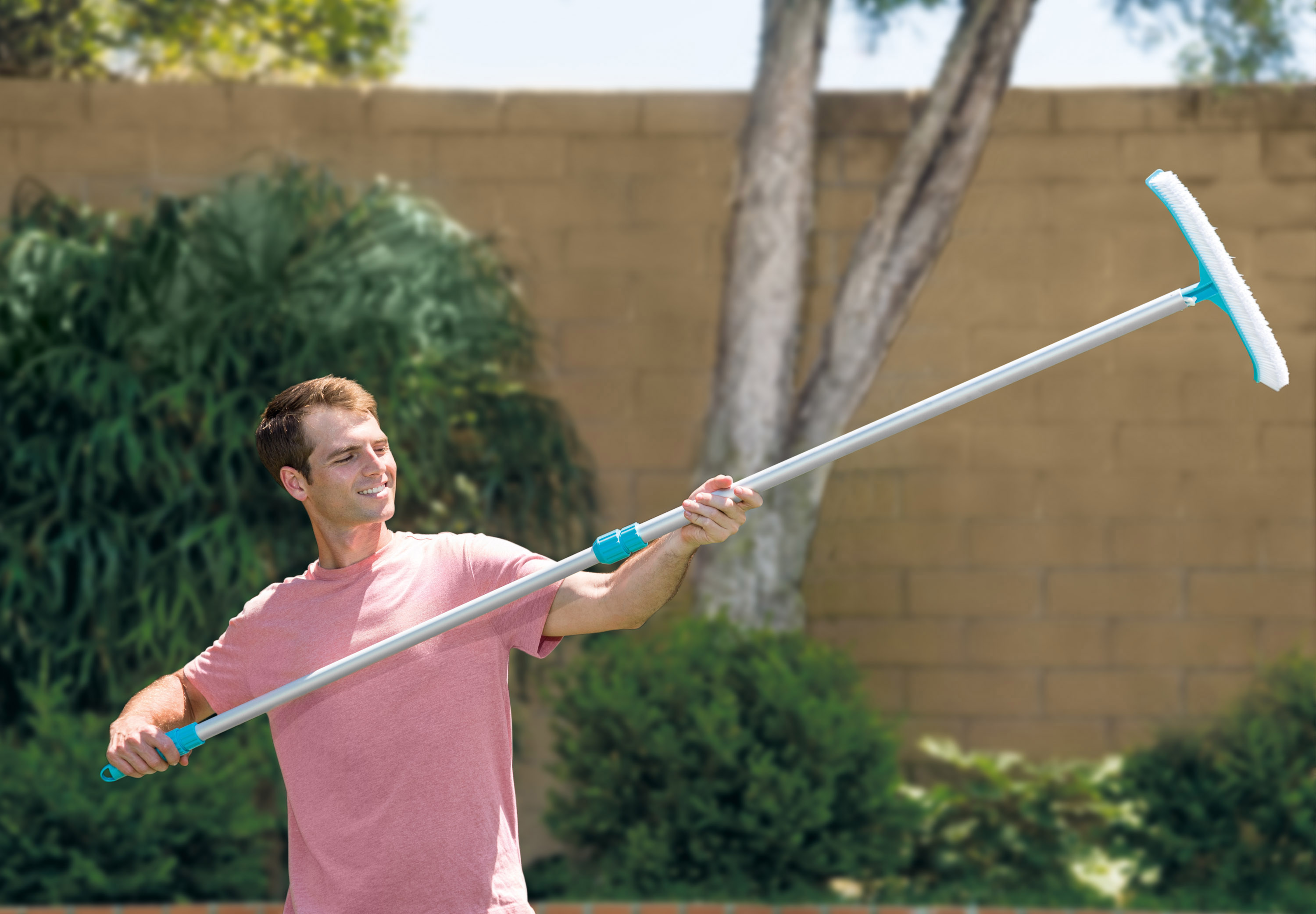 Intex Pool Deluxe Cleaning Kit - 29057 — image 5