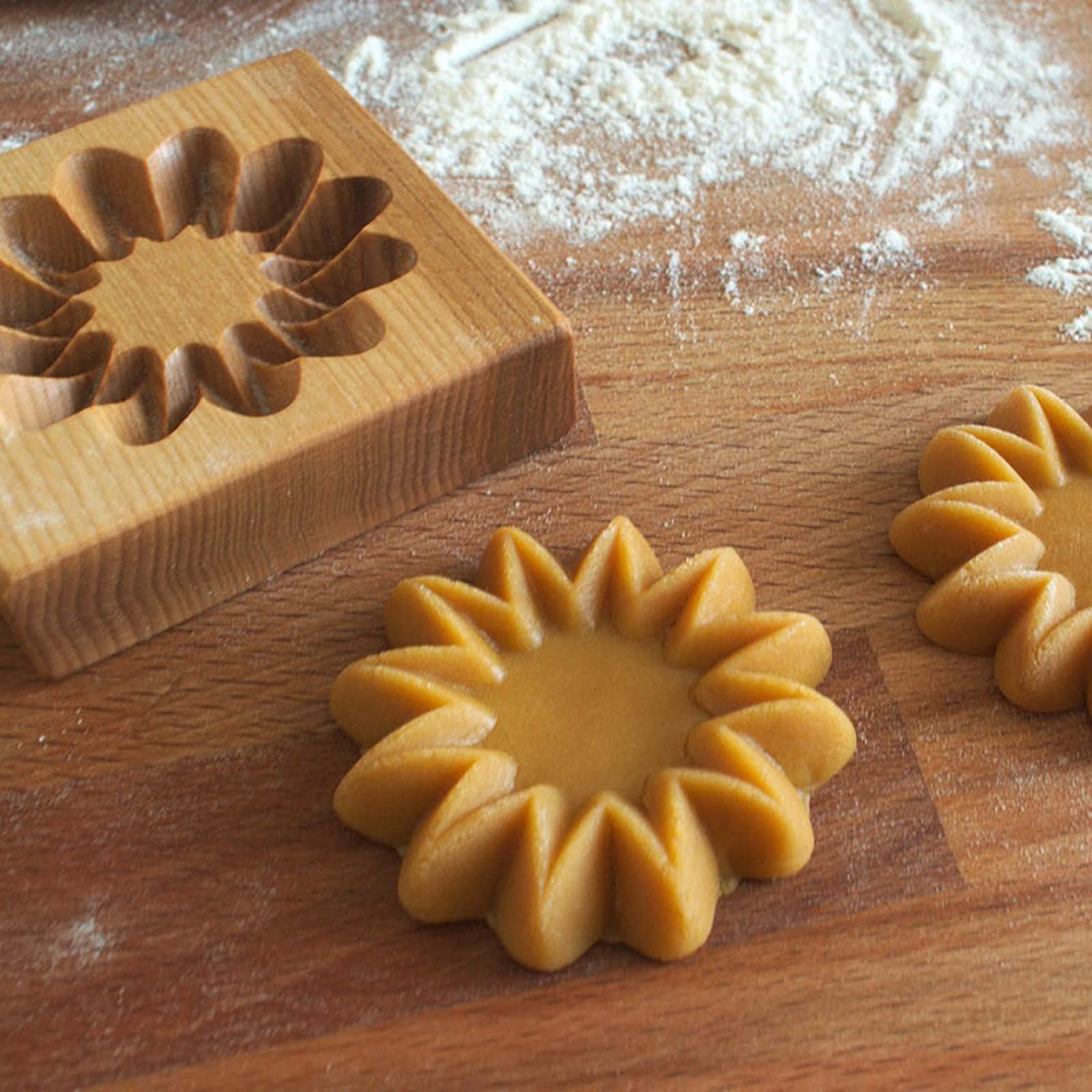 Wooden Cookie Biscuit Mold, 3D Baking Mold, Embossing Craft Decorating Baking Tool, Kitchen DIY ( 10 * 2) — image 4