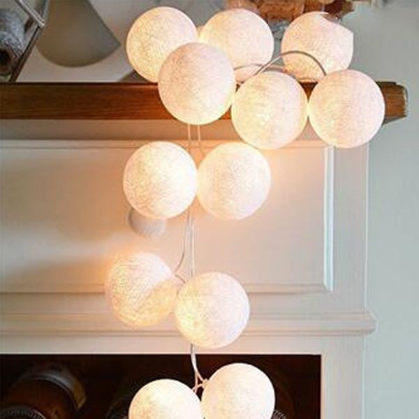 1 Set of 20 LED White 5cm Cotton Ball Battery Powered String Lights Christmas Gift Home Wedding Party Bedroom Decoration Outdoor Indoor Table Centrepiece โ image 3